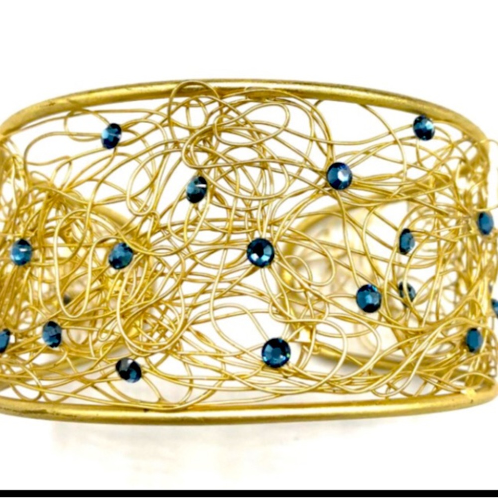 Handmade wire bracelet- made with pink or blue Swarovski crystals